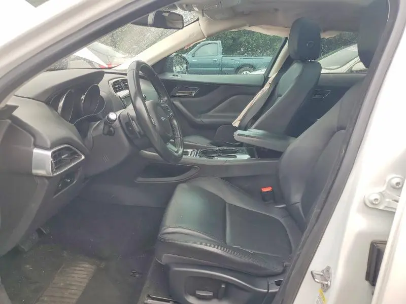 2017 JAGUAR F-PACE   