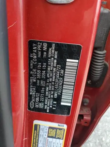 2023 HYUNDAI ELANTRA SE  
