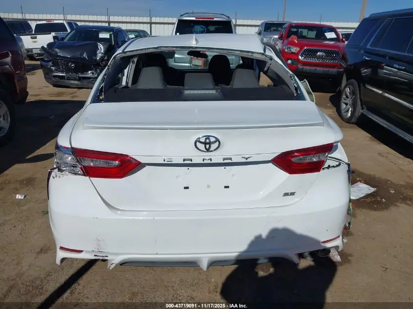 2020 TOYOTA CAMRY SE