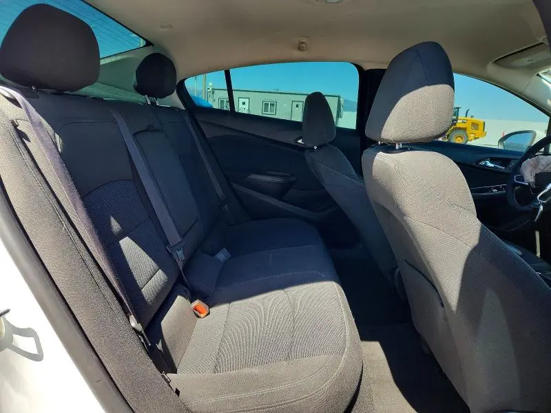 2016 CHEVROLET CRUZE LT  