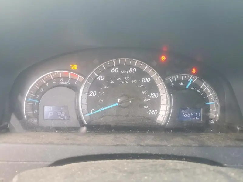 2012 TOYOTA CAMRY SE  