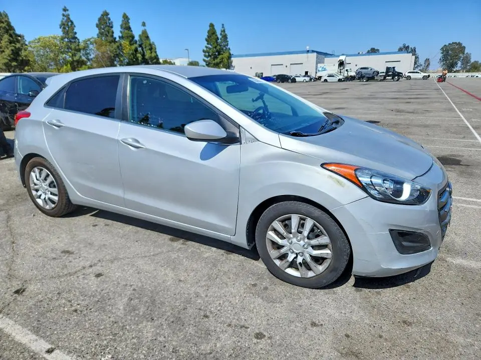 2016 HYUNDAI ELANTRA GT BASE  