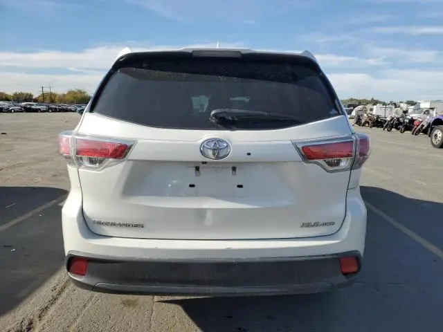 2014 TOYOTA HIGHLANDER XLE  