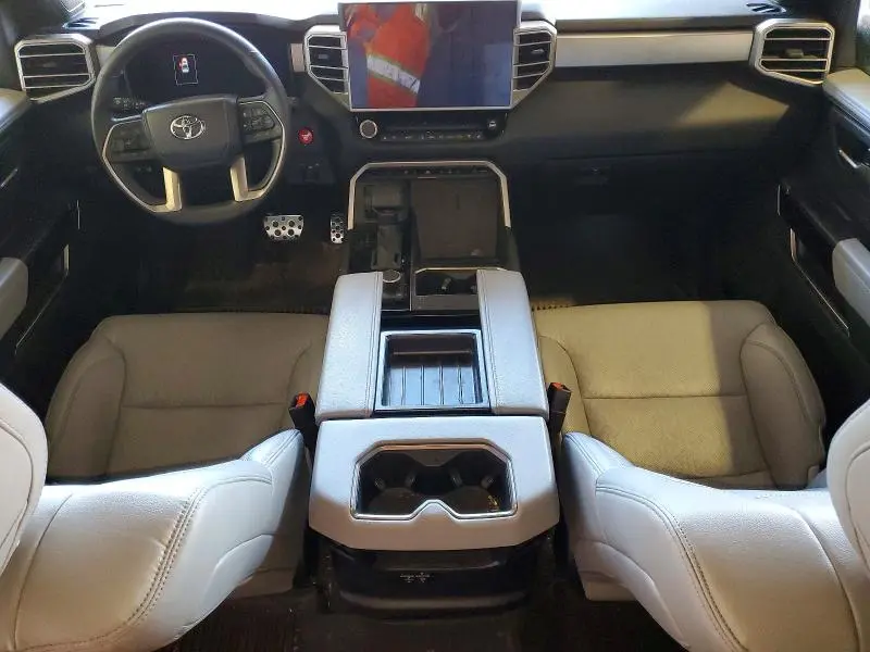 2025 TOYOTA TUNDRA LIMITED  