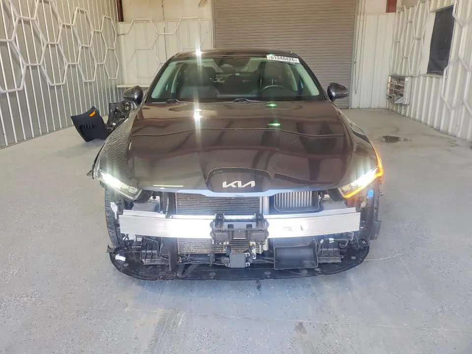 2022 KIA K5 EX  