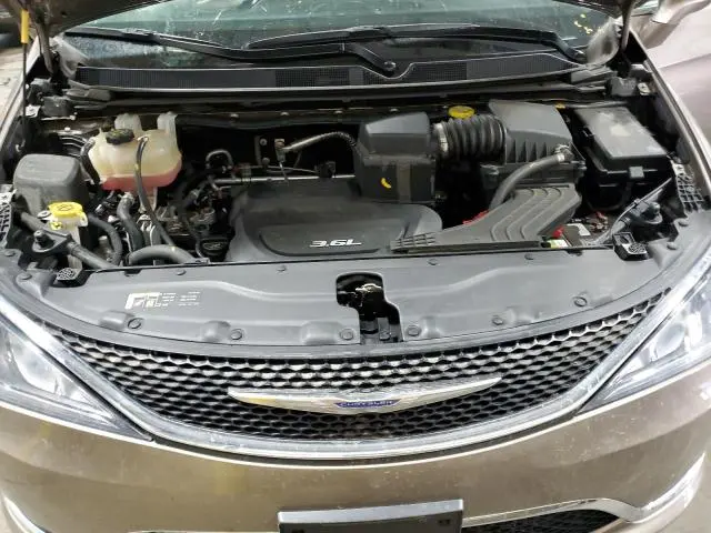 2017 CHRYSLER PACIFICA TOURING L  