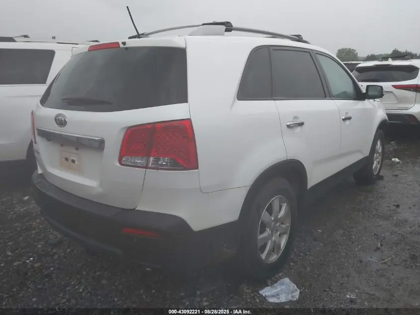 2012 KIA SORENTO LX