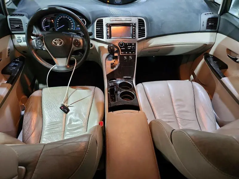 2013 TOYOTA VENZA XLE  