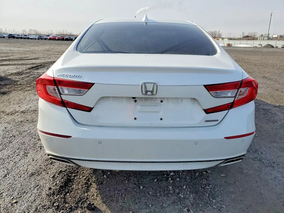 2020 HONDA ACCORD TOURING  