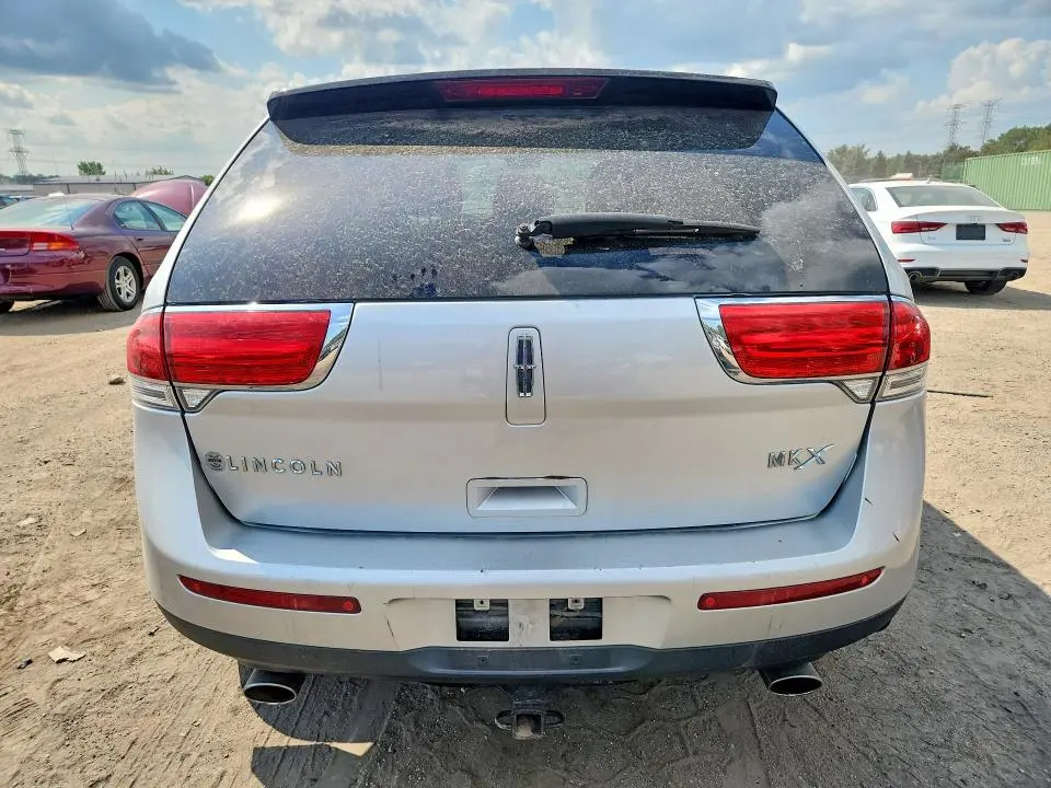2011 LINCOLN MKX   