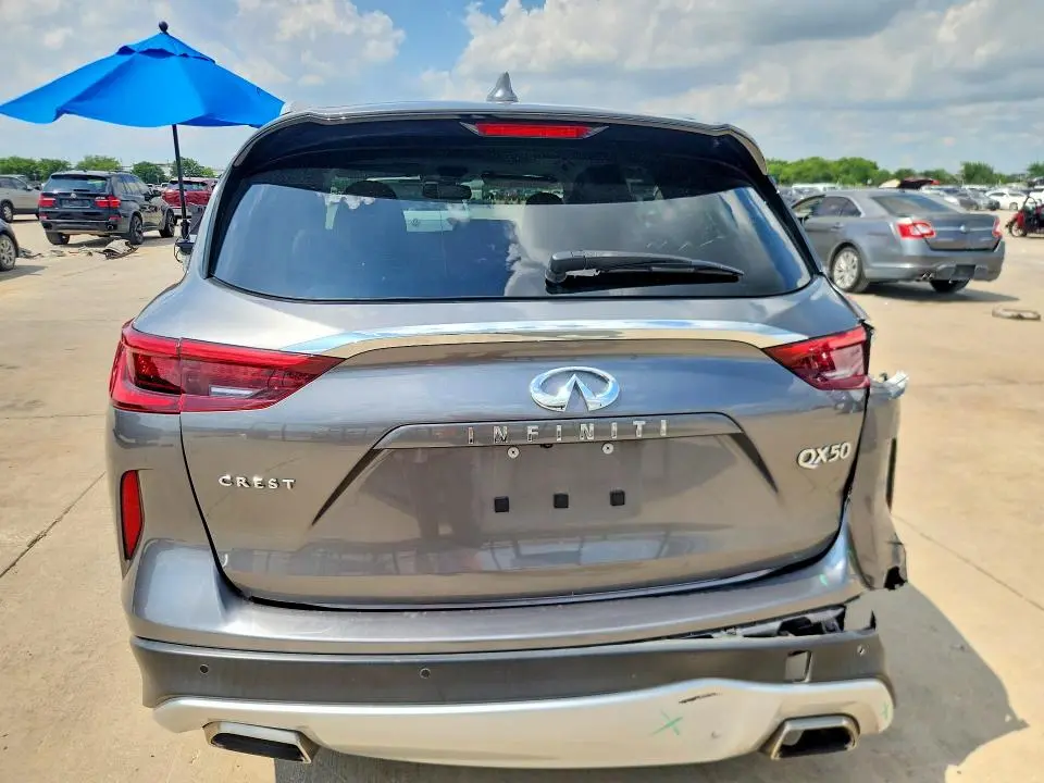2020 INFINITI QX50 LUXE  