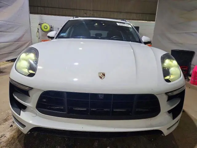 2017 PORSCHE MACAN GTS  