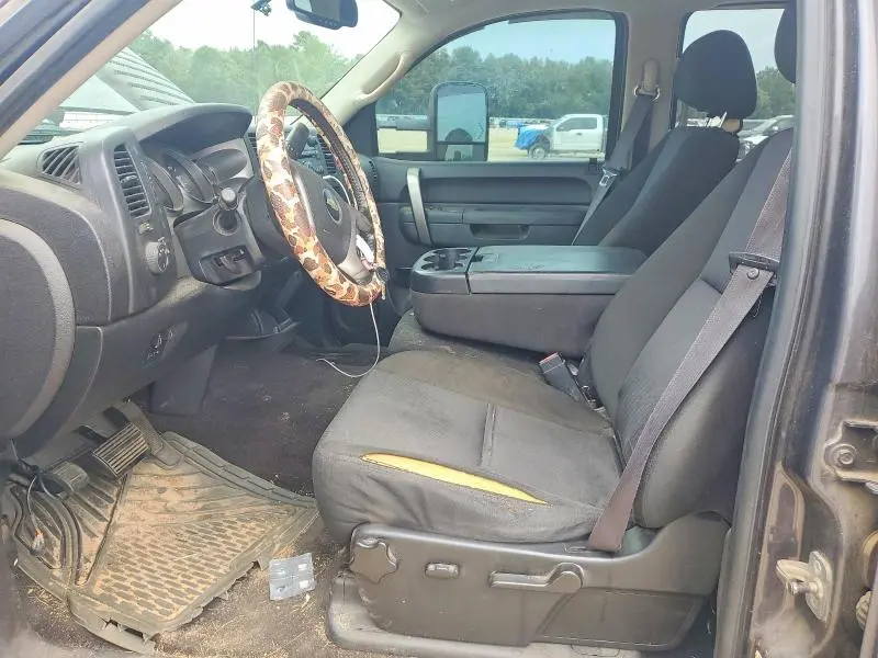 2011 CHEVROLET SILVERADO K2500 HEAVY DUTY LT  