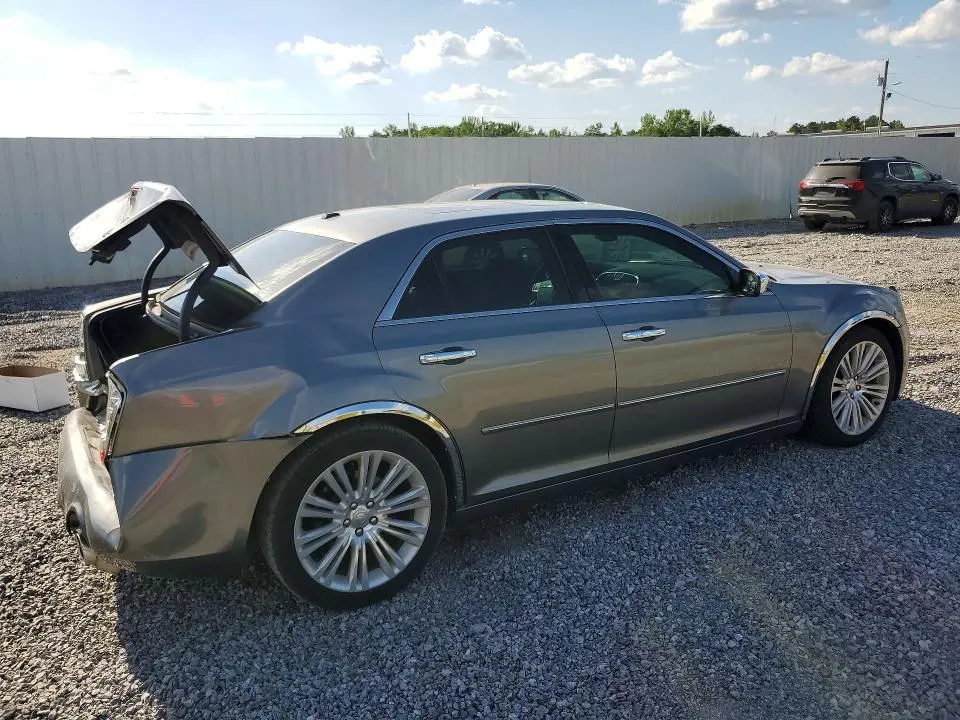 2011 CHRYSLER 300C   
