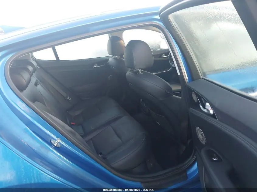 2018 KIA STINGER PREMIUM