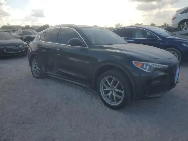 2018 ALFA ROMEO STELVIO   