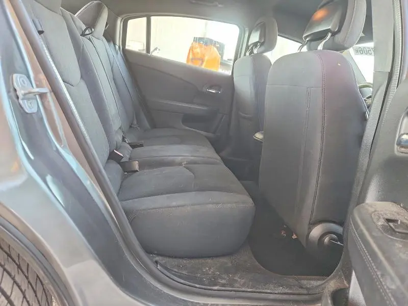 2013 CHRYSLER 200 LX  