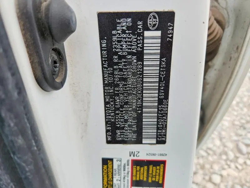 2011 TOYOTA CAMRY SE V6  