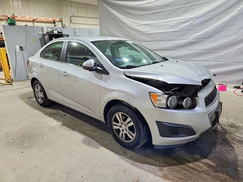 2015 CHEVROLET SONIC LT  