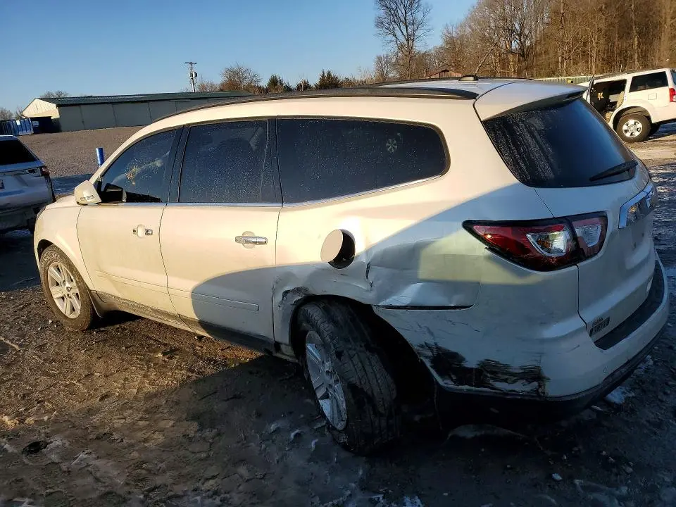 2014 CHEVROLET TRAVERSE LT  