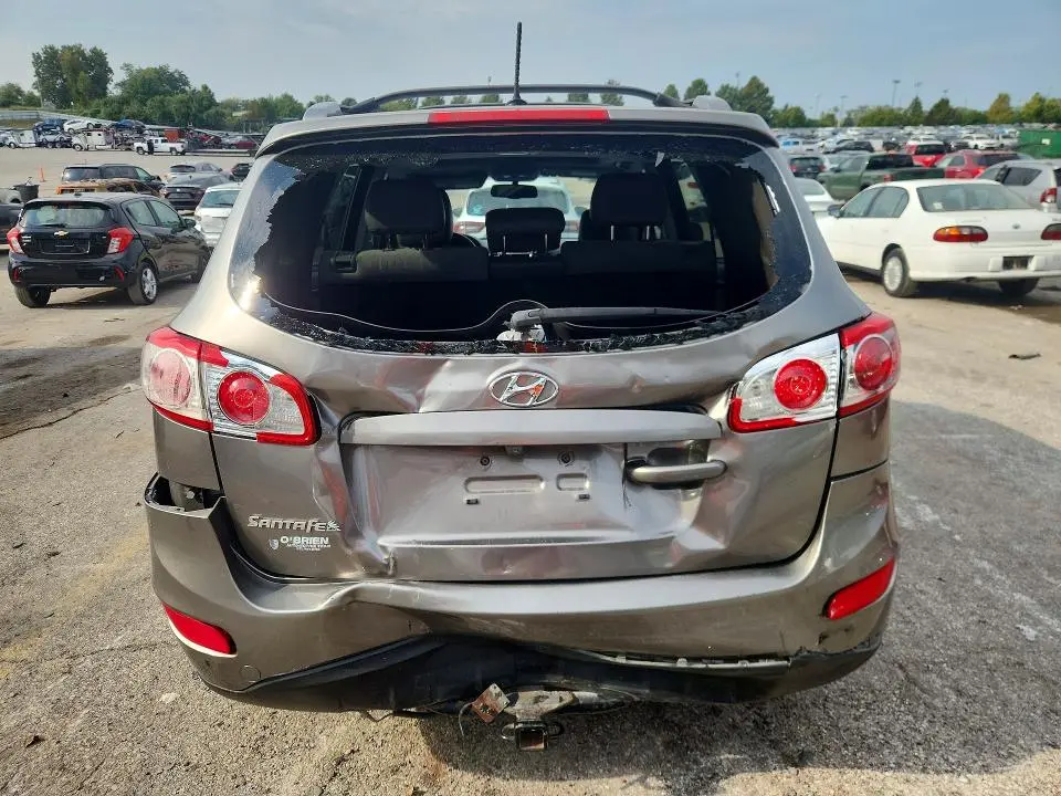 2012 HYUNDAI SANTA FE SE  