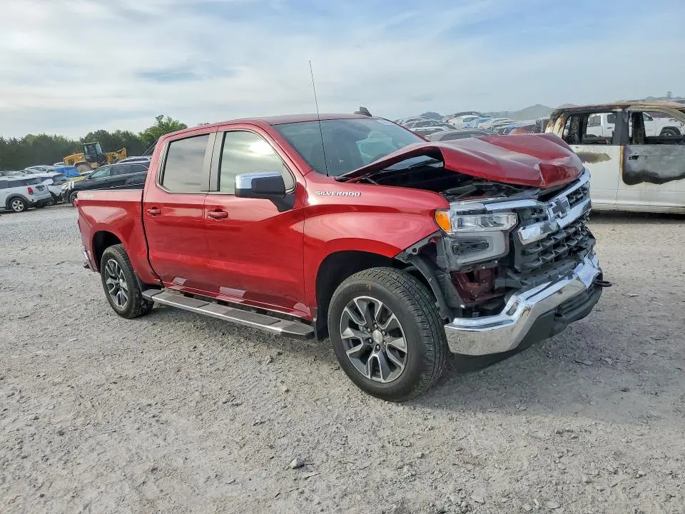 2024 CHEVROLET SILVERADO K1500 LT  