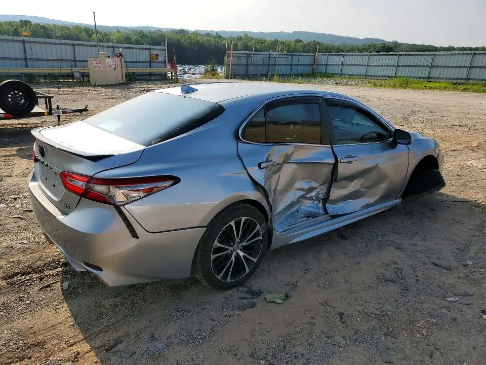 2019 TOYOTA CAMRY   