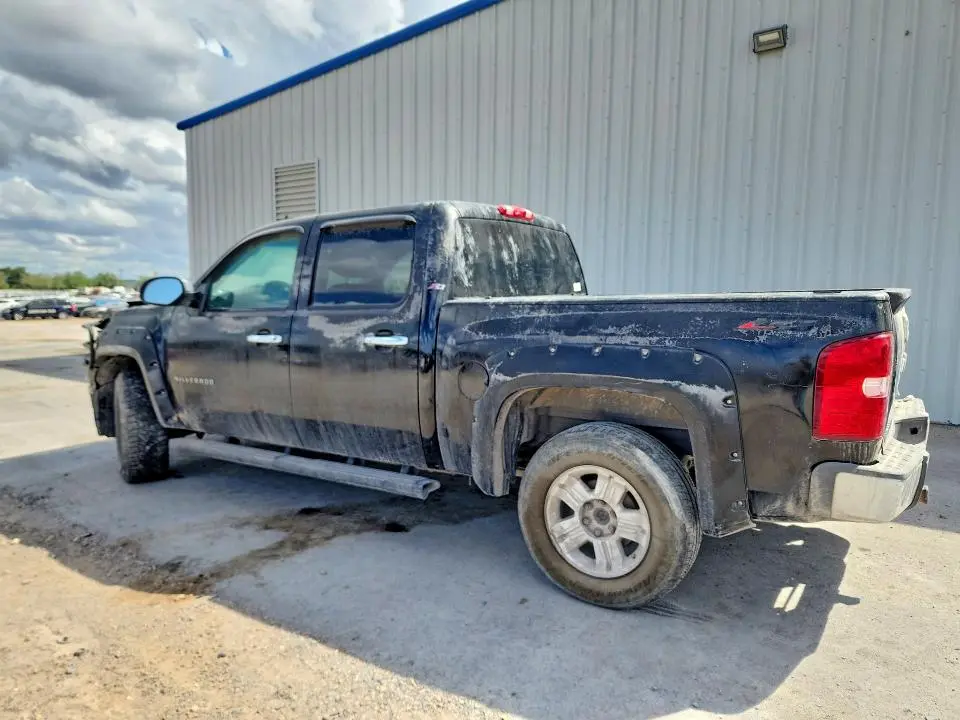 2011 CHEVROLET SILVERADO K1500 LS  