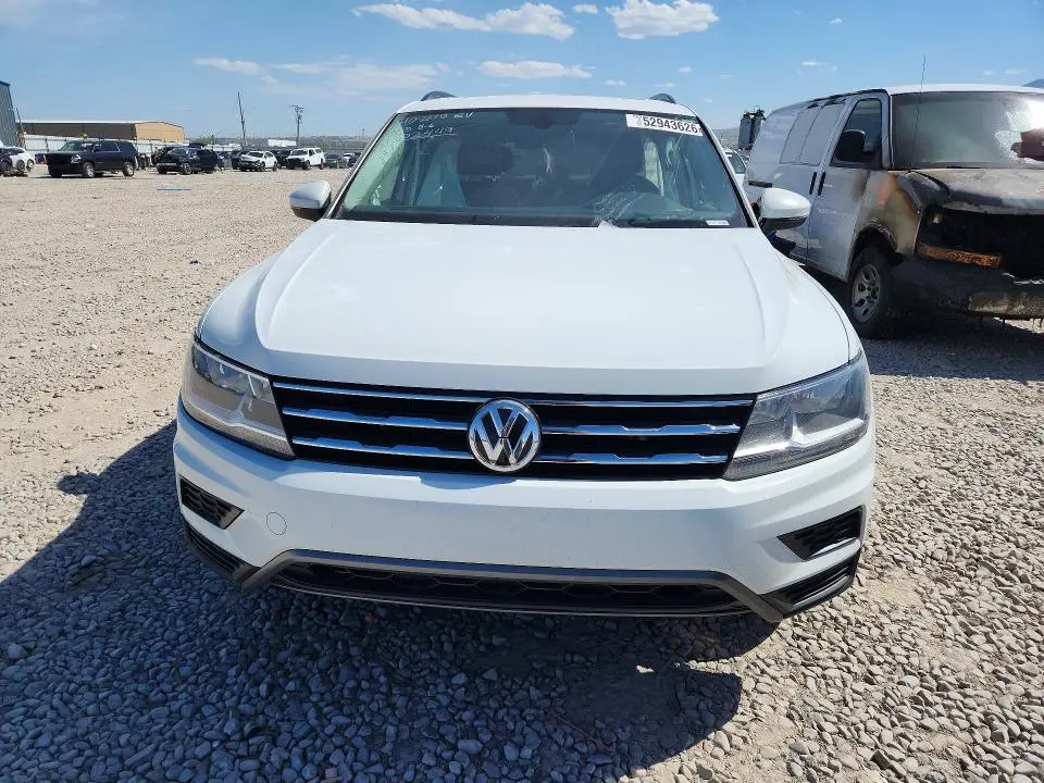 2020 VOLKSWAGEN TIGUAN SE  