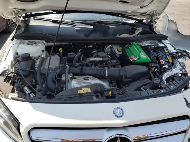 2016 MERCEDES-BENZ GLA 250  