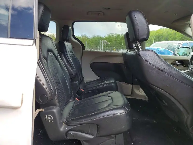 2019 CHRYSLER PACIFICA TOURING L  