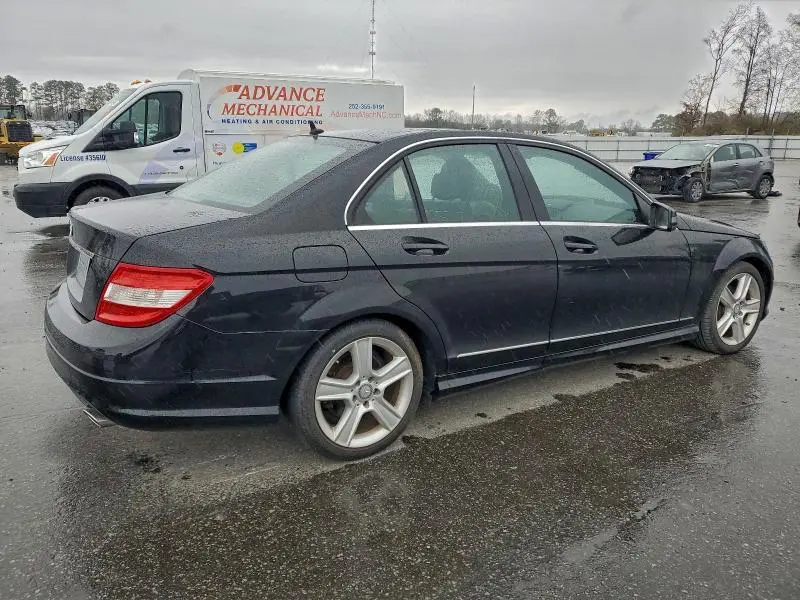 2011 MERCEDES-BENZ C 300  