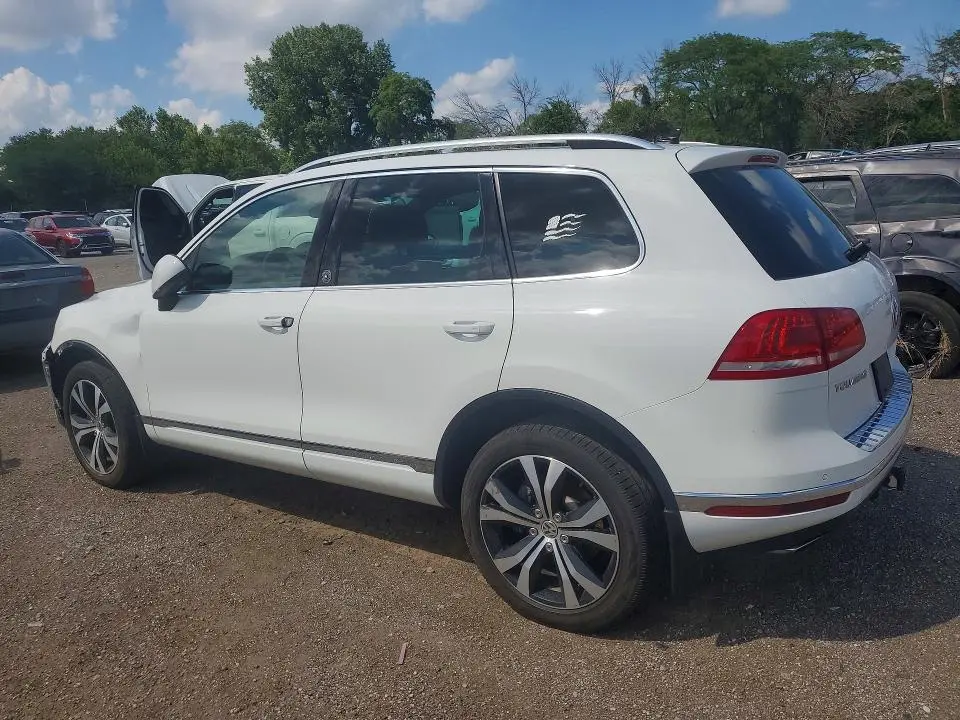 2017 VOLKSWAGEN TOUAREG WOLFSBURG  