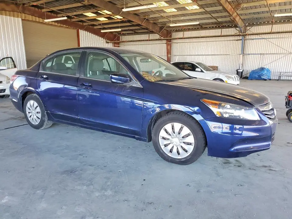 2011 HONDA ACCORD LX  