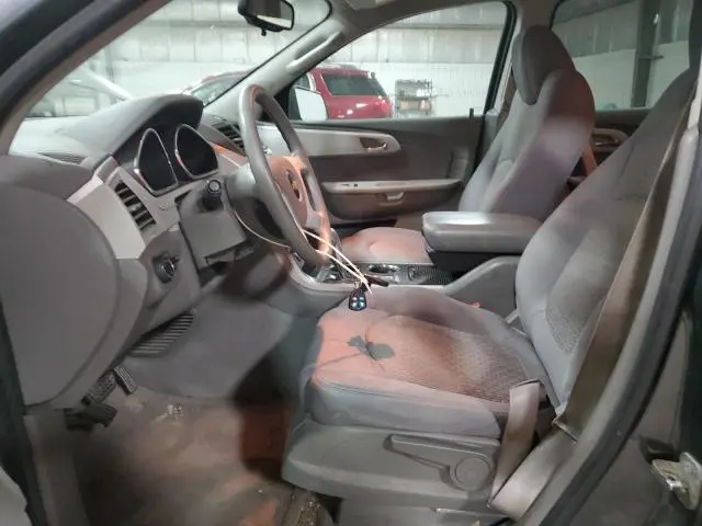 2011 CHEVROLET TRAVERSE LS