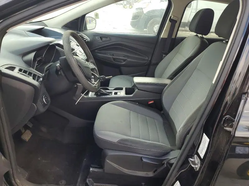 2017 FORD ESCAPE S  