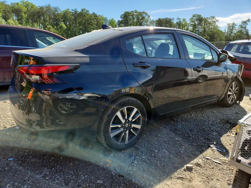 2020 NISSAN VERSA SV  