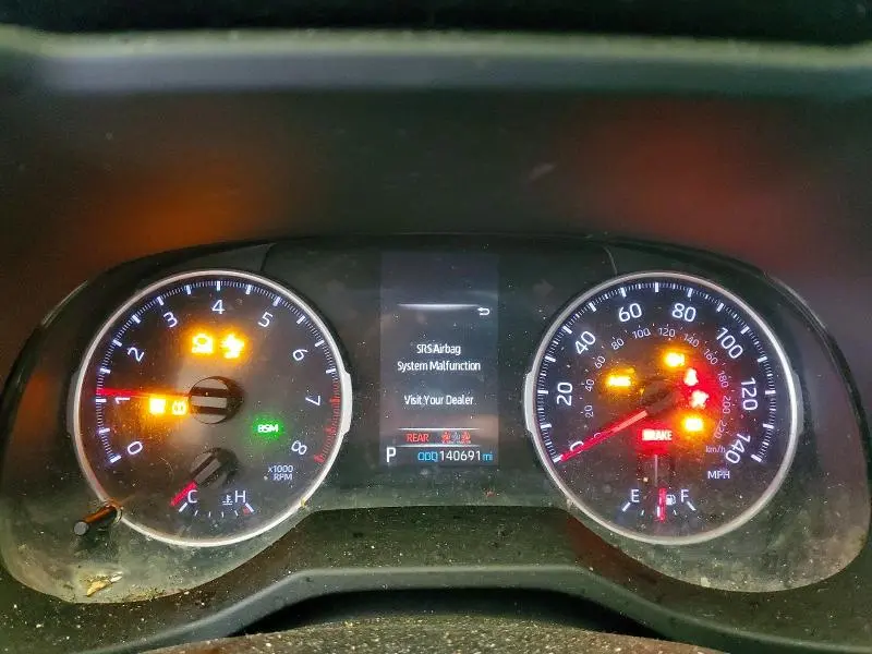 2019 TOYOTA RAV4 XLE  