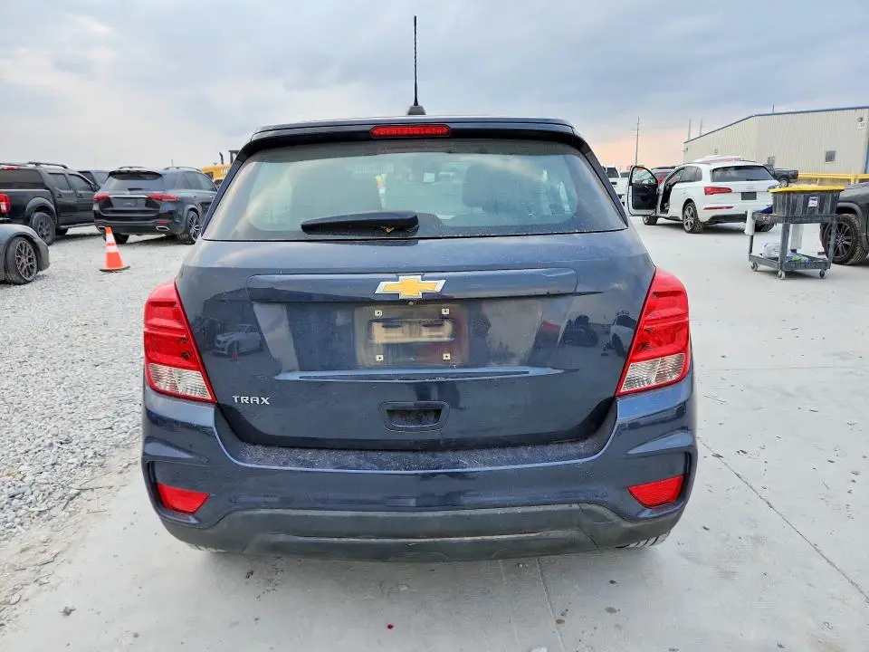 2018 CHEVROLET TRAX LS  