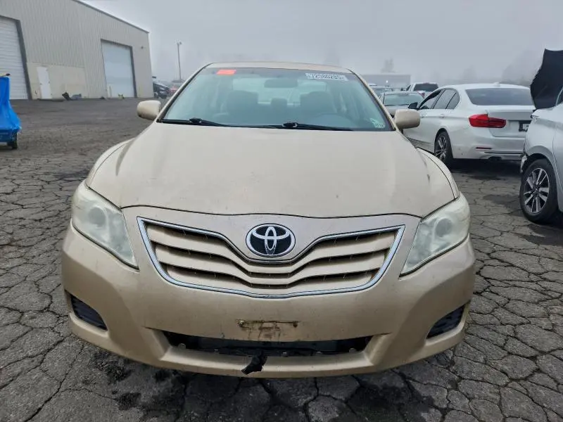 2011 TOYOTA CAMRY BASE  