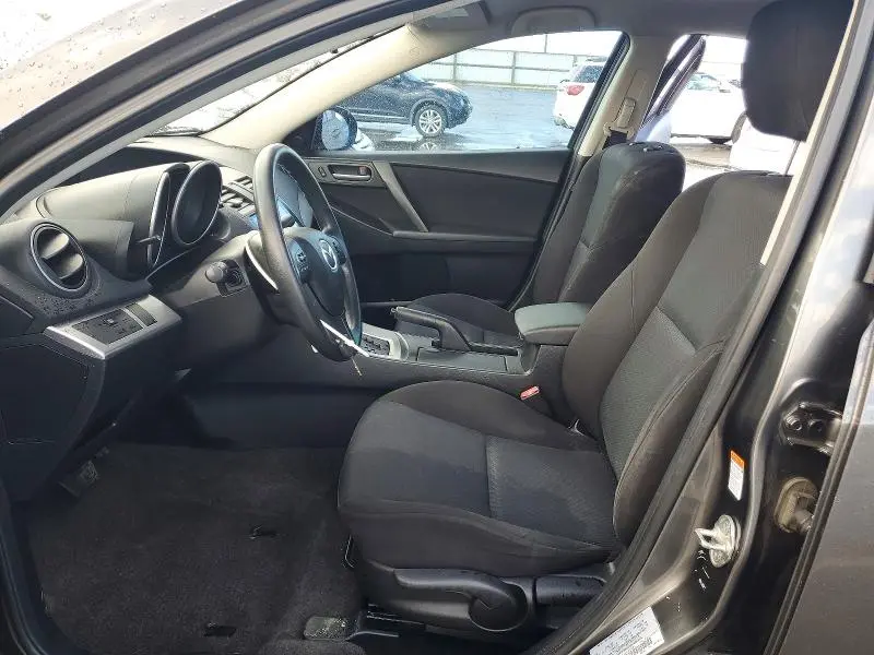 2010 MAZDA 3 I  