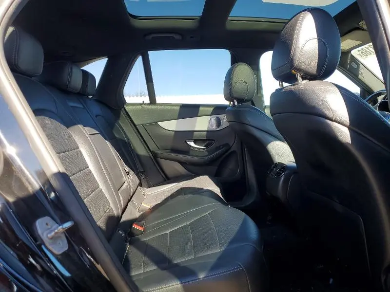 2019 MERCEDES-BENZ GLC 350E  
