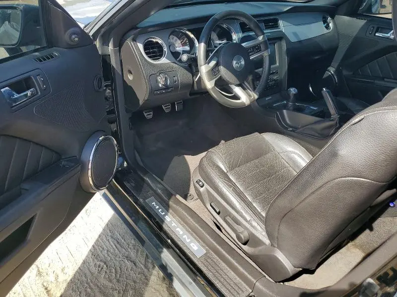 2011 FORD MUSTANG   