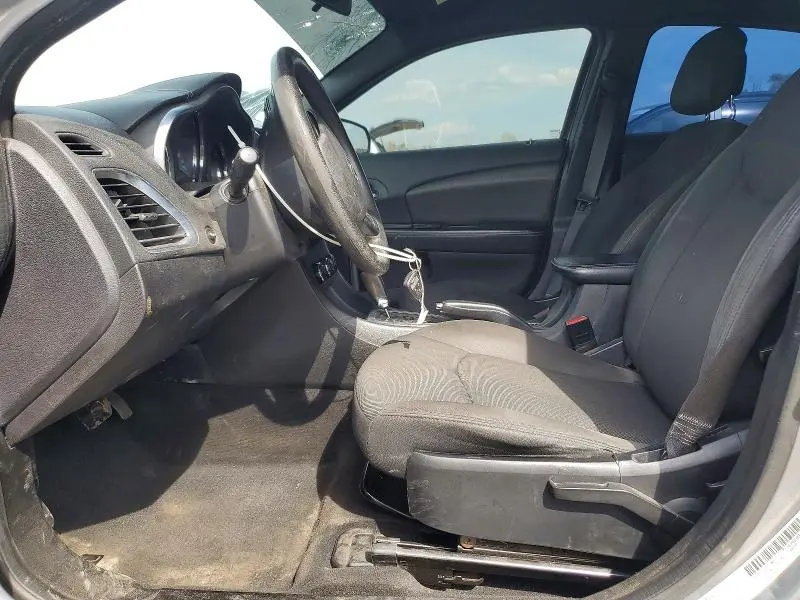 2014 DODGE AVENGER SE  
