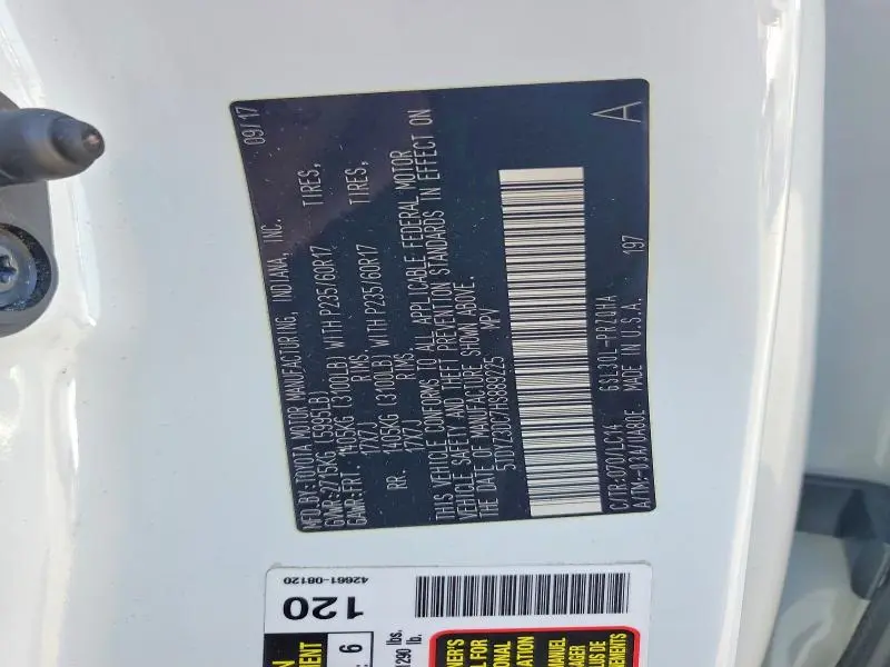 2017 TOYOTA SIENNA XLE 8-PASSENGER  