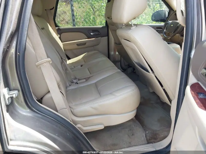 2011 CHEVROLET TAHOE LT