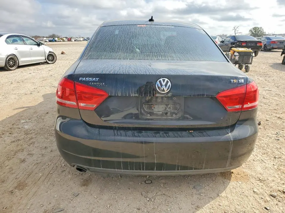 2014 VOLKSWAGEN PASSAT SE  