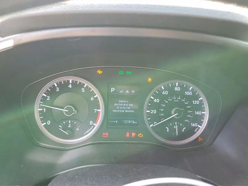 2019 HYUNDAI SANTA FE SE  