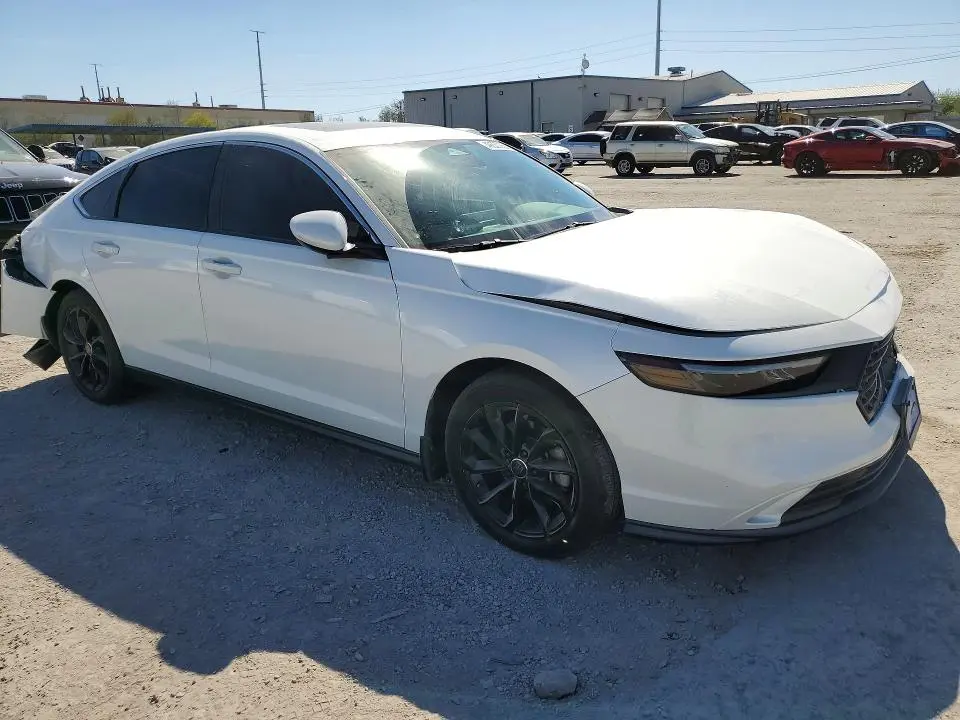 2023 HONDA ACCORD EX  