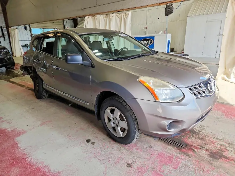 2011 NISSAN ROGUE S  